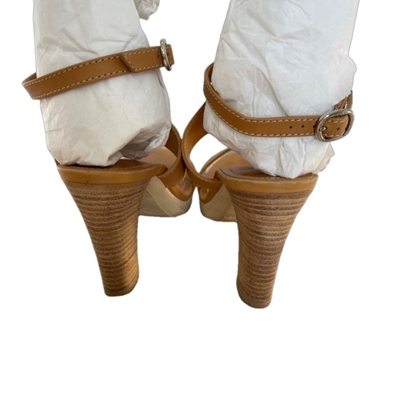 TOD'S LEATHER SANDALS - Picture 4 of 8